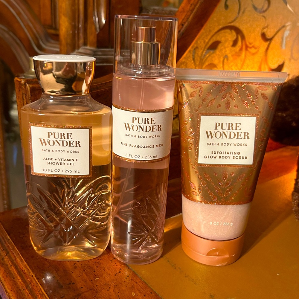 Brand New Bath & Body Works Pure Wonder Set